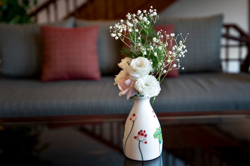 Corporate event floral decorations in a conference room